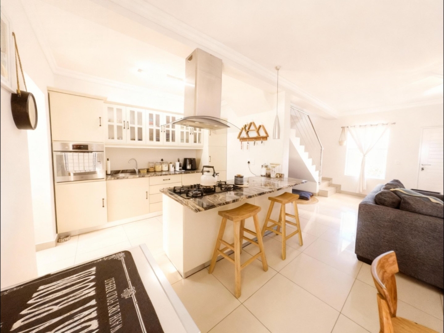 4 Bedroom Property for Sale in Westcliff Western Cape